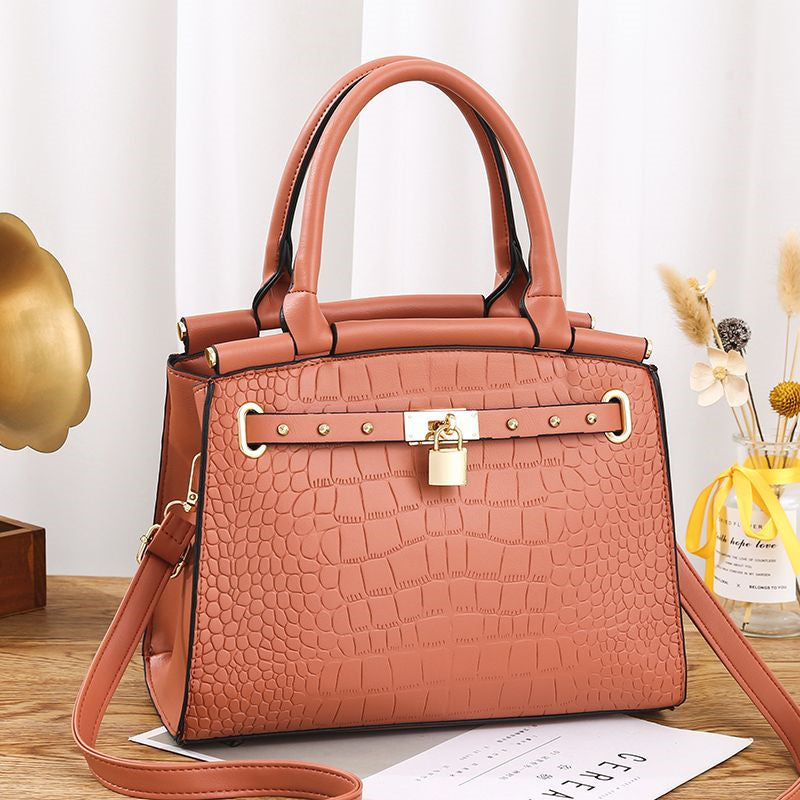 Women's autumn and winter fashion shoulder bag
